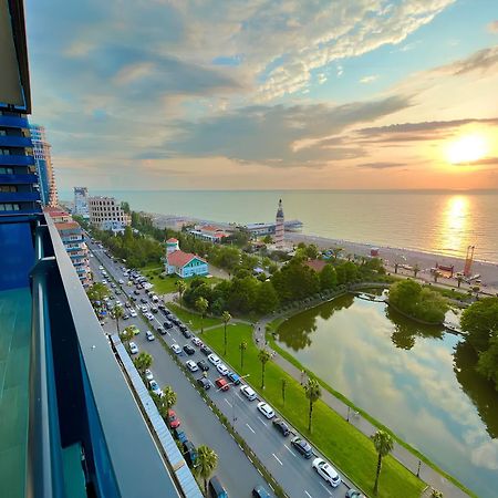 Panorama Orbi Beach Resort Center Suite Batumi Exterior photo