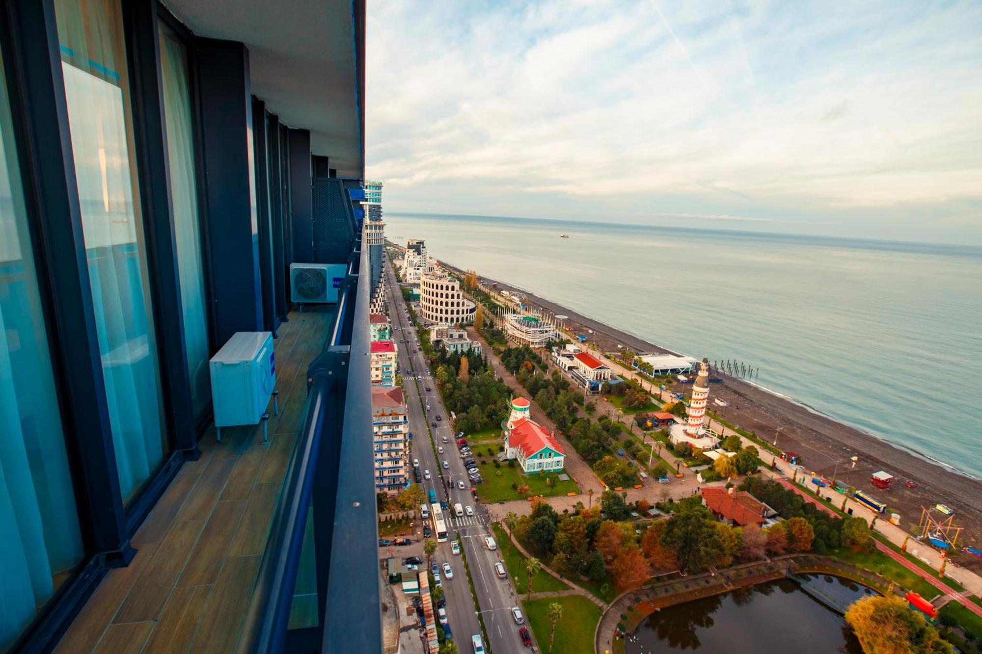 Panorama Orbi Beach Resort Center Suite Batumi Exterior photo