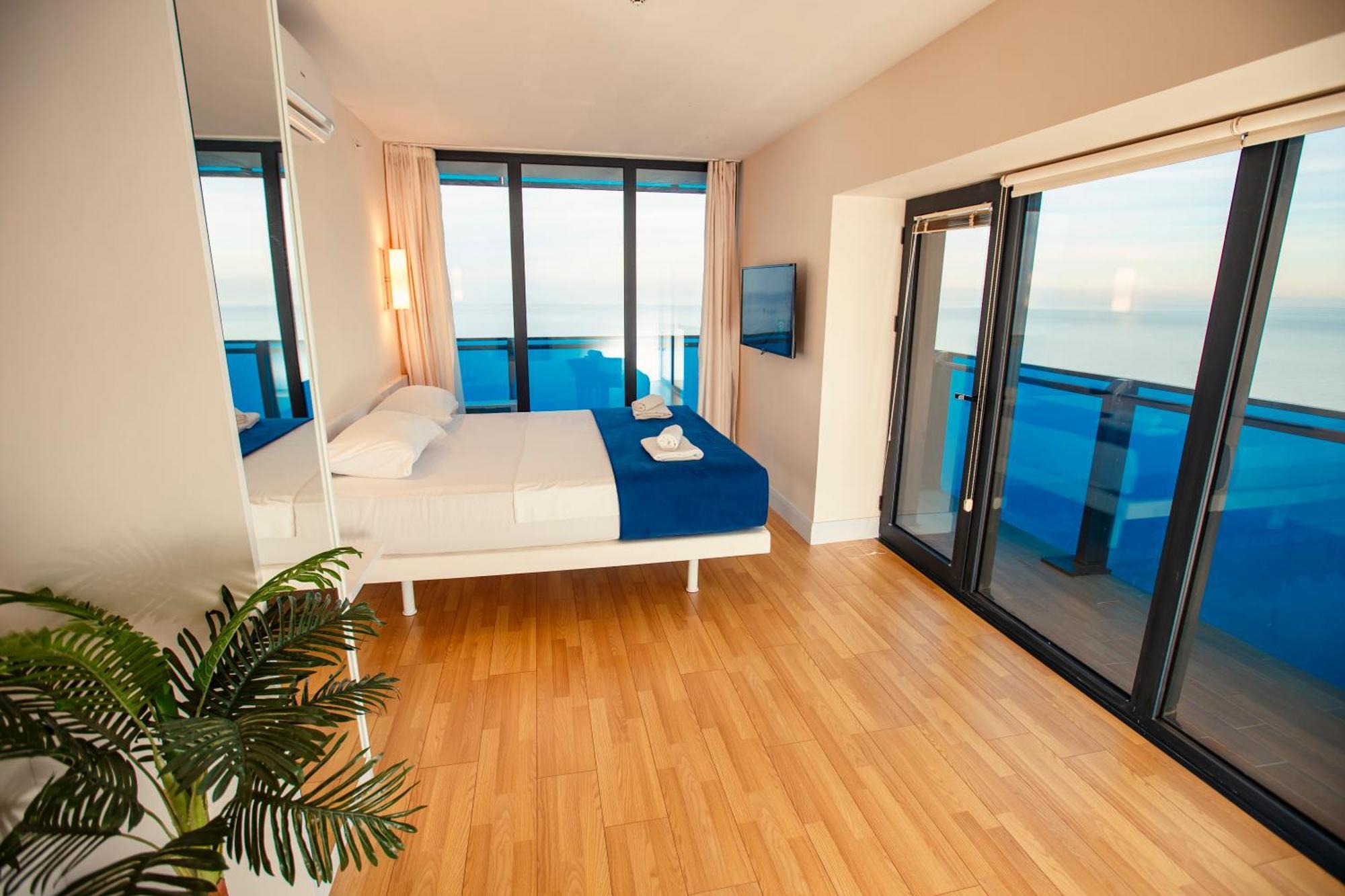 Panorama Orbi Beach Resort Center Suite Batumi Exterior photo