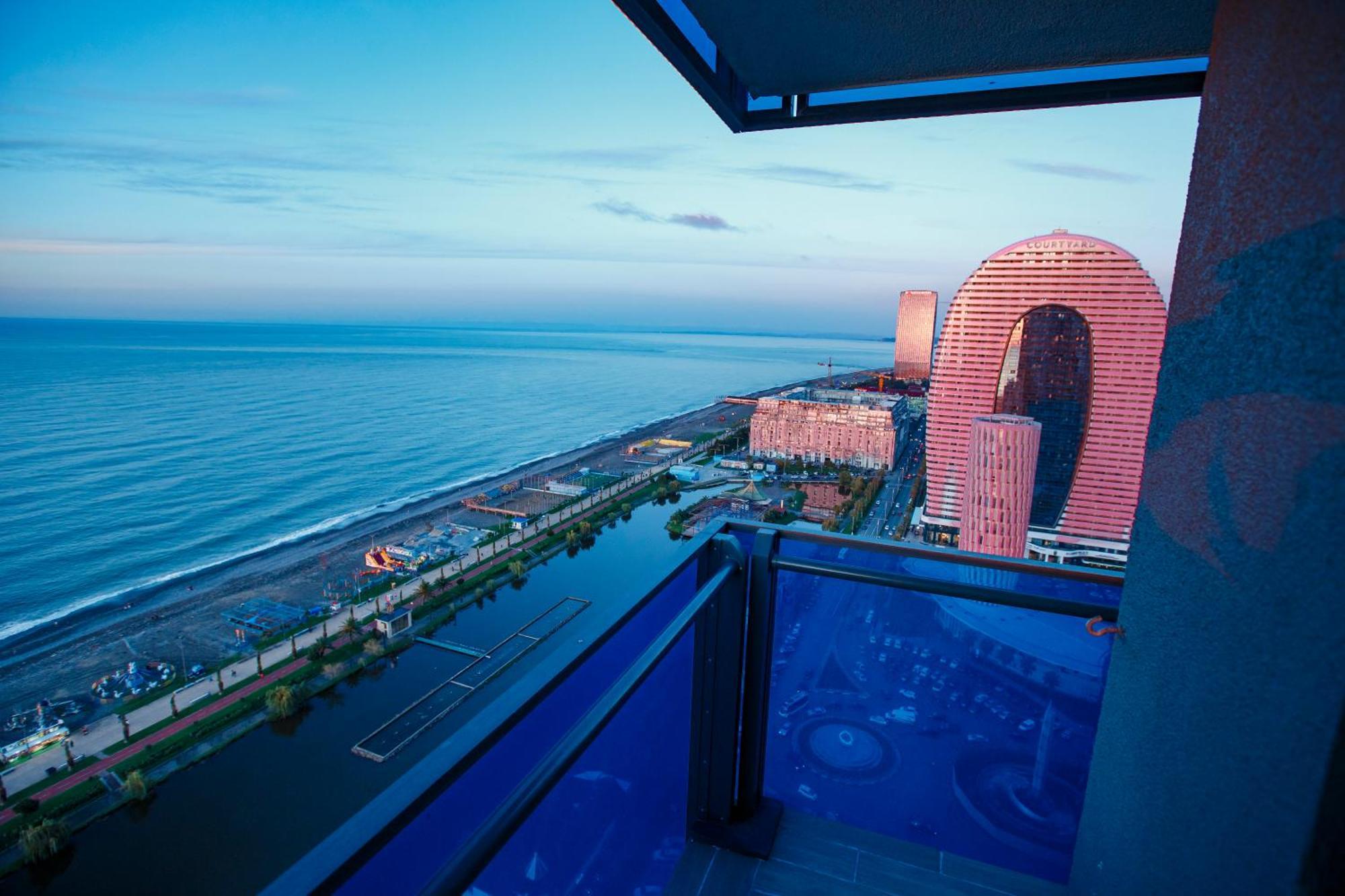 Panorama Orbi Beach Resort Center Suite Batumi Exterior photo