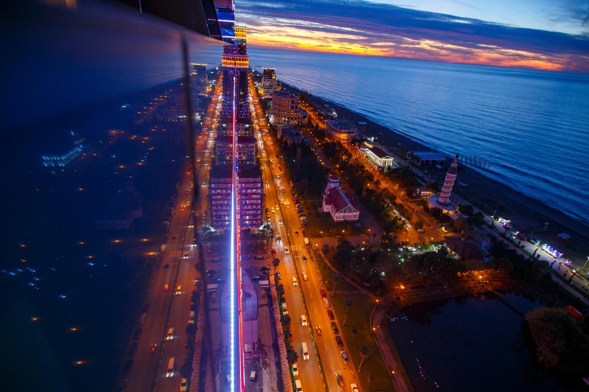 Panorama Orbi Beach Resort Center Suite Batumi Exterior photo