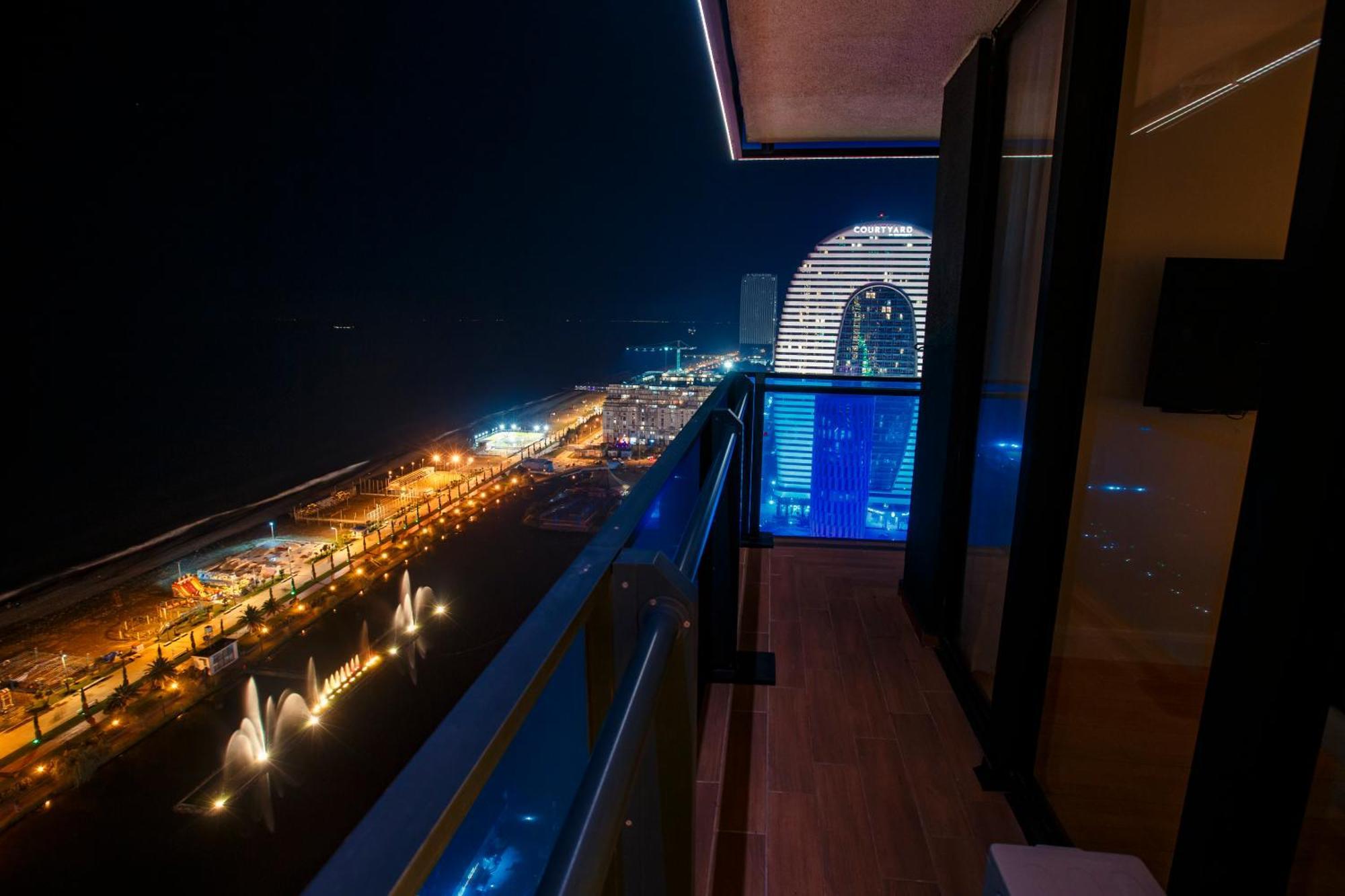 Panorama Orbi Beach Resort Center Suite Batumi Exterior photo